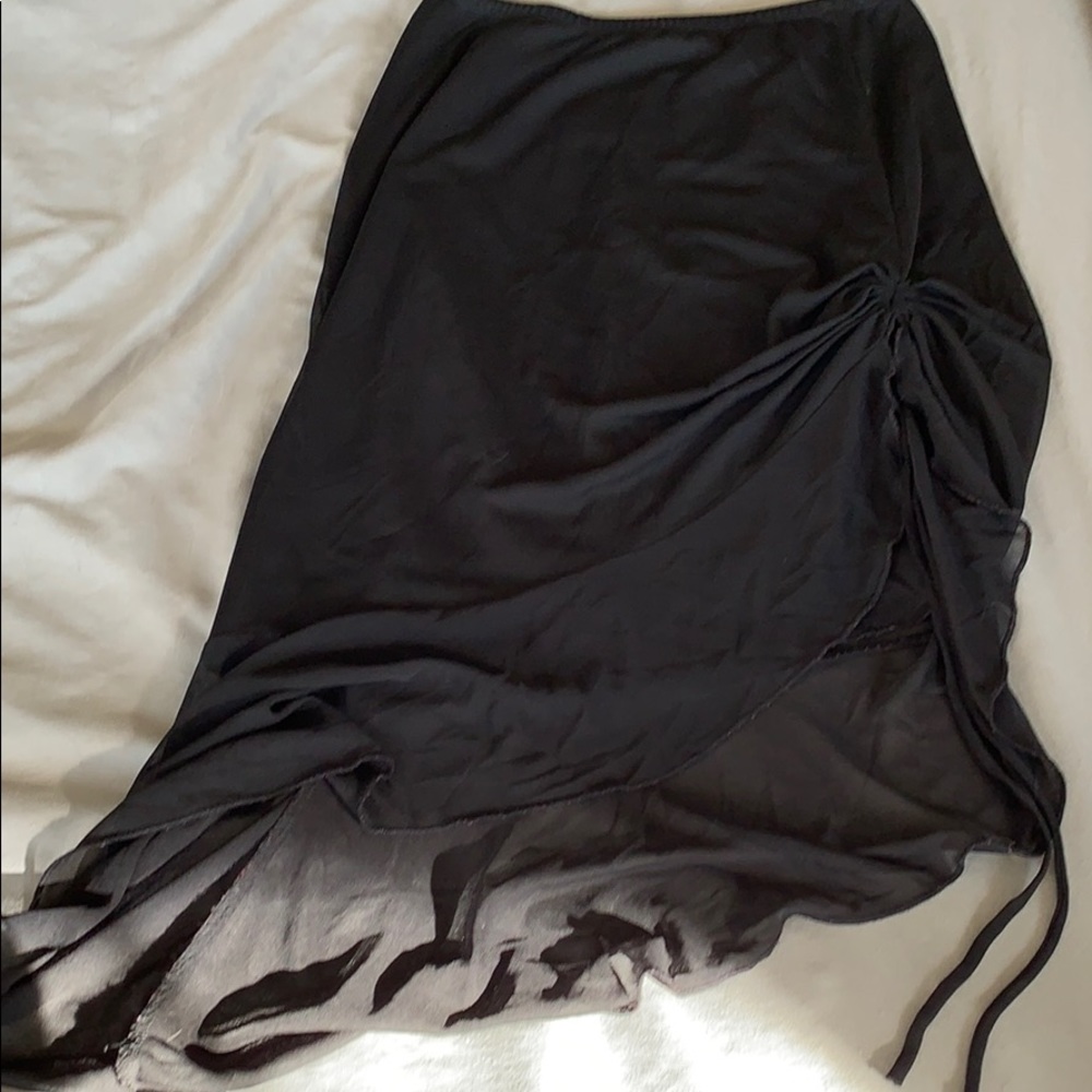 🖤Y2K skirt with gathered tied mesh side slit